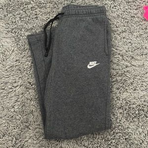 Dark grey nike sweats boys size small